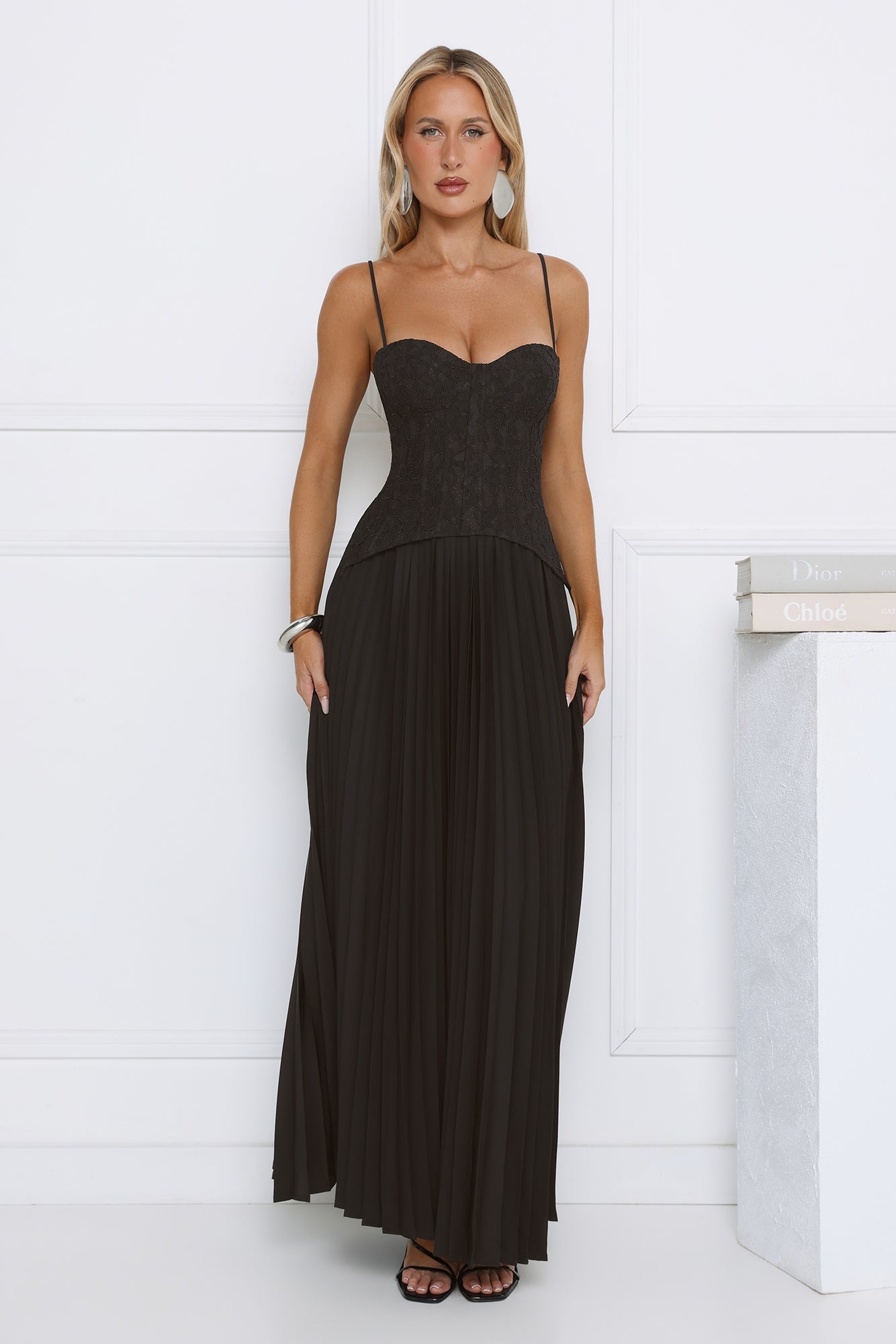 Antique Roses Lace Maxi Dress Black